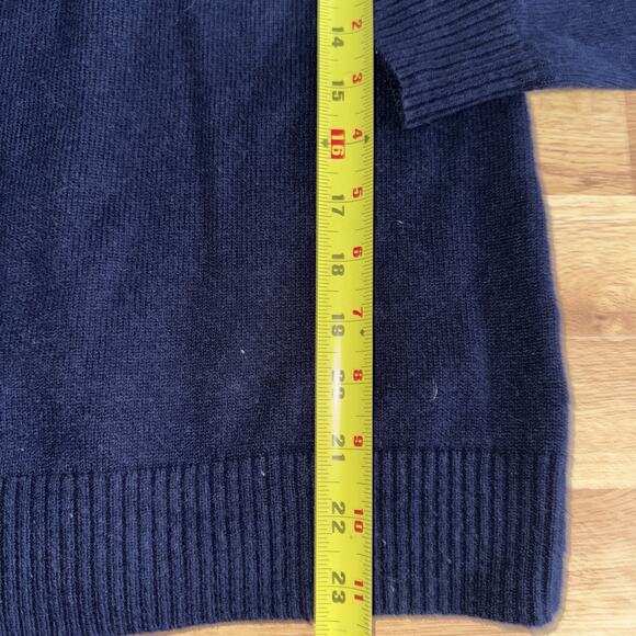 Talbots Wool Blend Women's Sweater Sz Medium Navy Polar Bear Cowl Neck Pullover - Picture 7 of 8